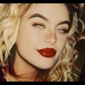 Meet your Posher, Maddie